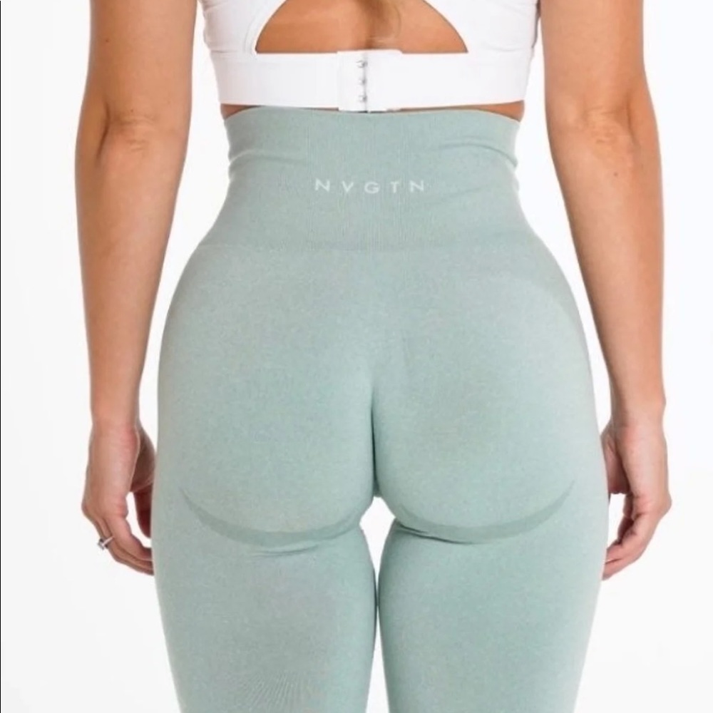 NVGTN NWOT Sage color size SMALL leggings